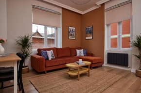 Charming 3BR 2Bath AC in Center - Santur D7